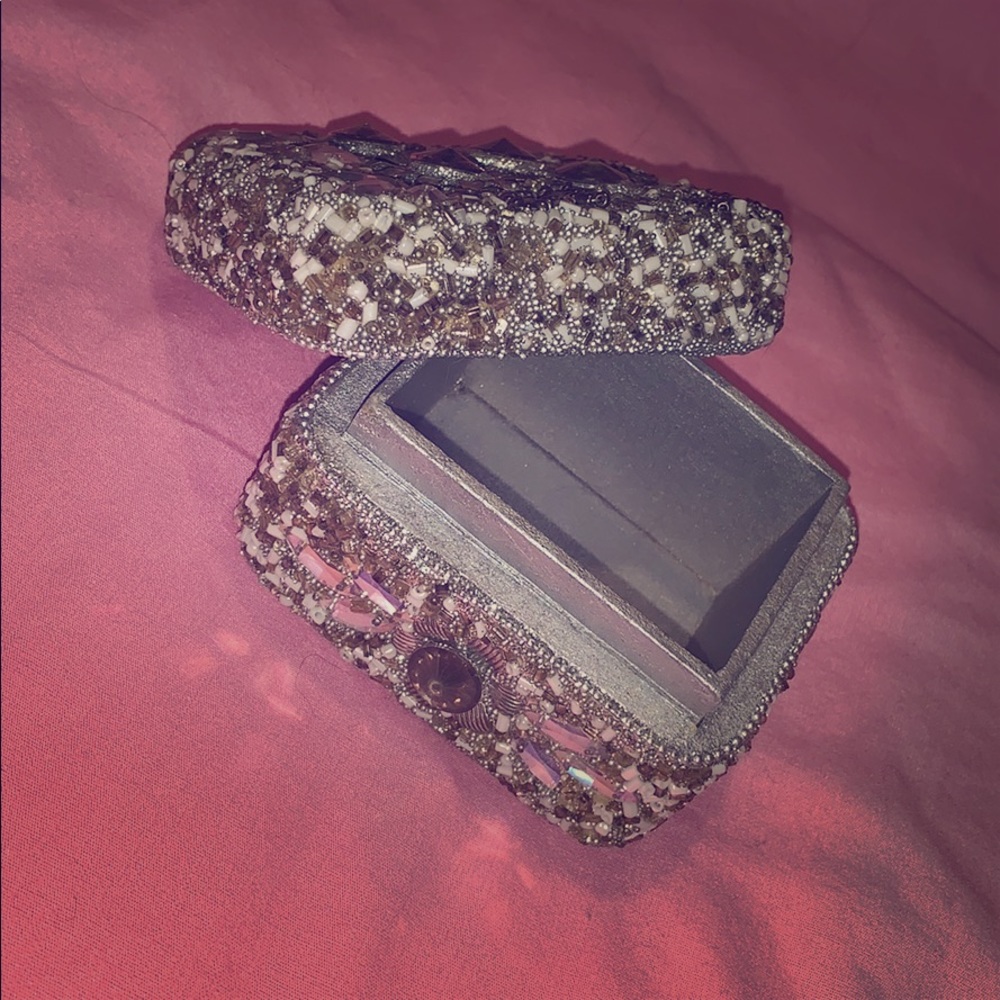 Jewlwery storage